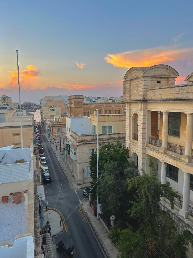 Room With Private Bathroom Sliema Exterior foto